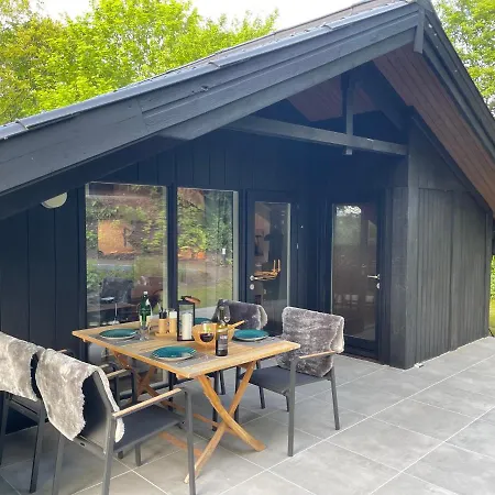 Kleine Auszeit In Der Mit Kamin, Yogamatten, Schoene Kueche Casa de Férias