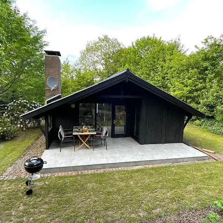 Kleine Auszeit In Der Mit Kamin, Yogamatten, Schoene Kueche * Extertal