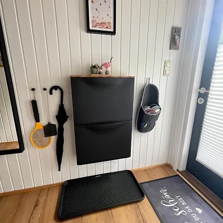 Kleine Auszeit In Der Mit Kamin, Yogamatten, Schoene Kueche *