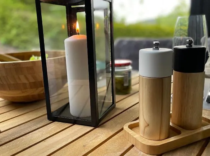 Kleine Auszeit In Der Mit Kamin, Yogamatten, Schoene Kueche * Extertal