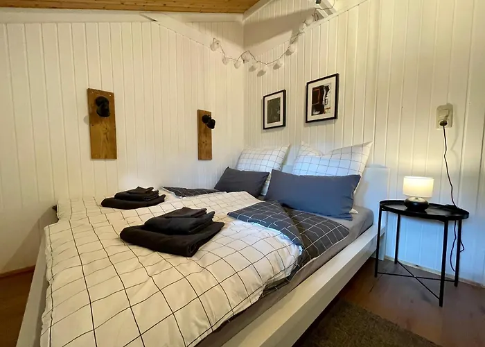 Ferienhaus Kleine Auszeit In Der Mit Kamin, Yogamatten, Schöne Küche